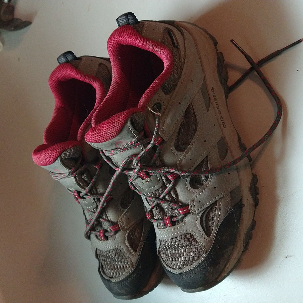 Boys Merrell Hikers